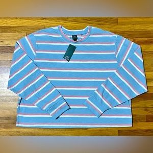 Wild Fable Junior/Woman Long Sleeve Striped Colored Top. Size XL.